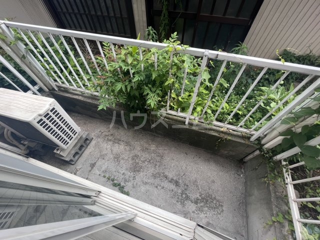 13/23 バルコニー