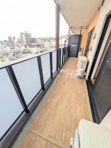 23/30 バルコニー