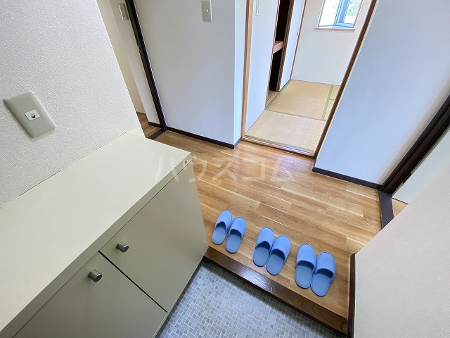 13/30 玄関