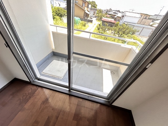 21/30 バルコニー