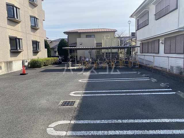 3/4 駐車場