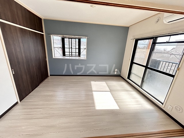 寝室