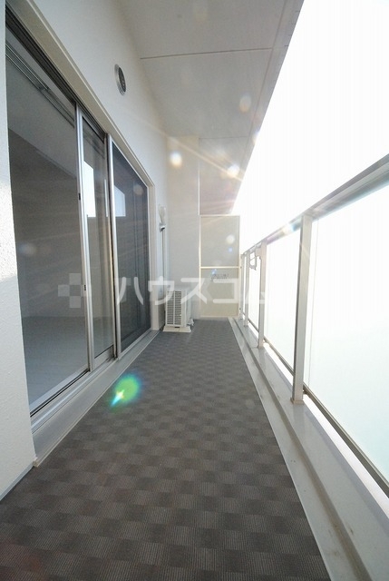 17/28 バルコニー