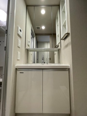 14/30 洗面