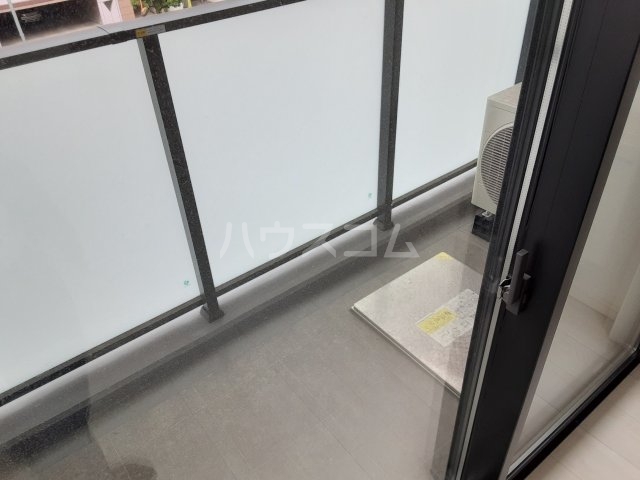 21/30 バルコニー