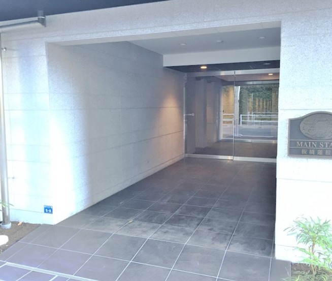 建物エントランス