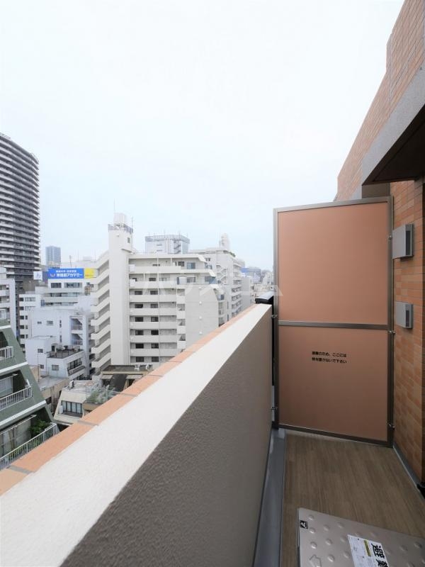 17/28 バルコニー