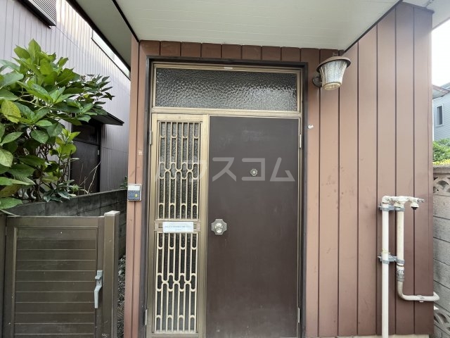 20/25 エントランス