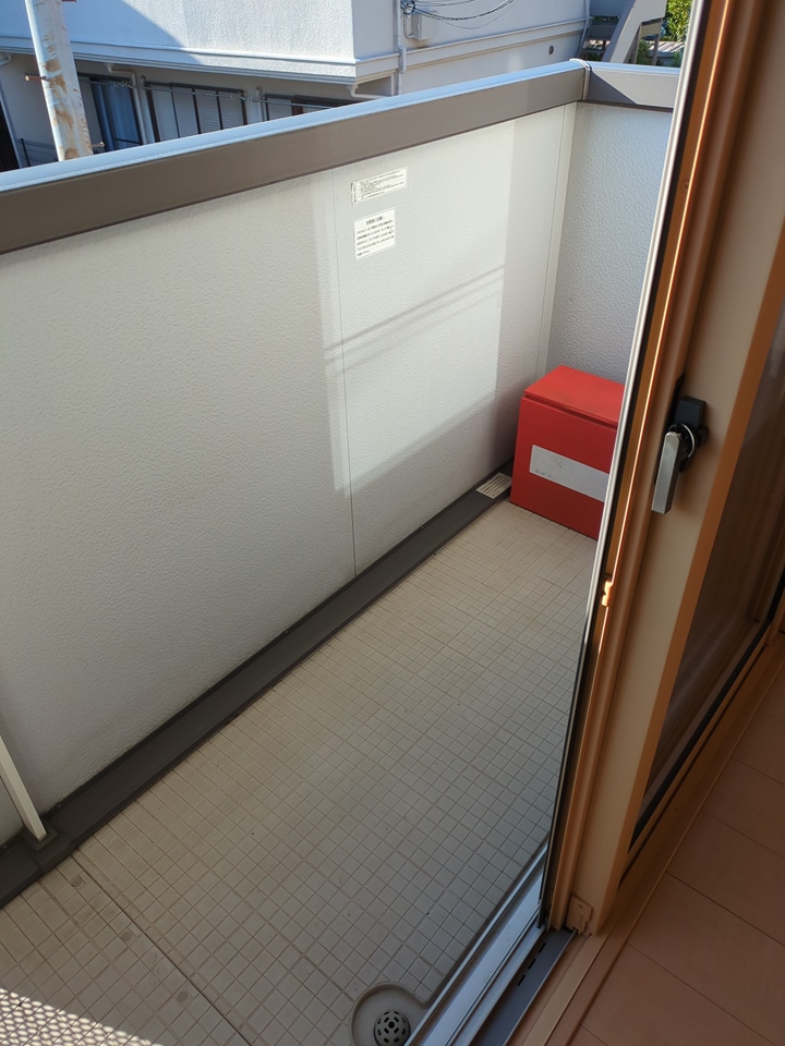 16/27 バルコニー