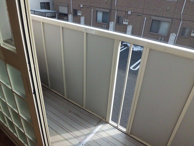 13/23 バルコニー