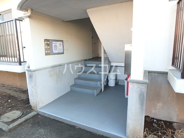 14/23 エントランス