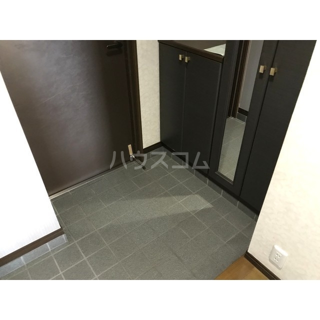 14/30 玄関