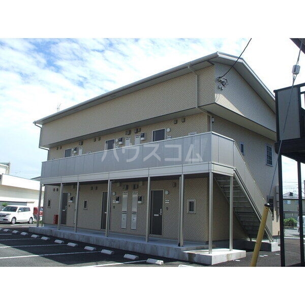 15/23 エントランス