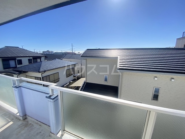 25/30 バルコニー