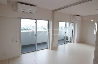 16/27 バルコニー