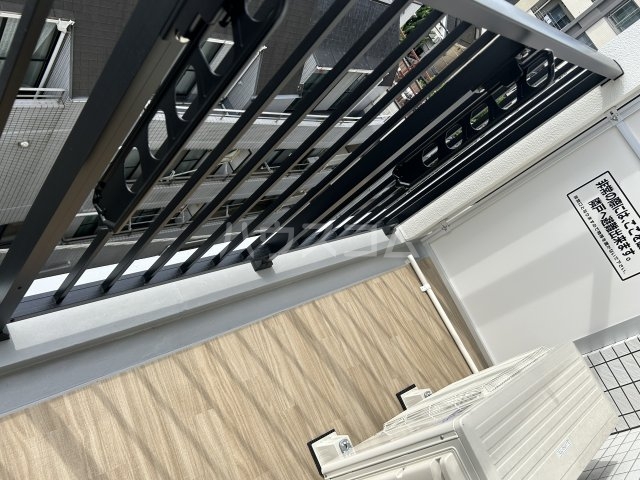 14/27 バルコニー