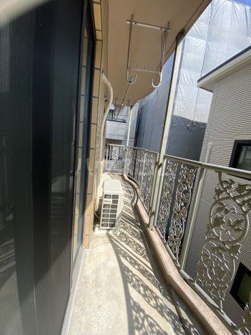 20/30 バルコニー