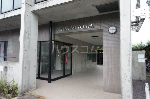 2/8 エントランス