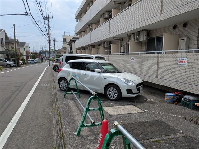 3/11 駐車場