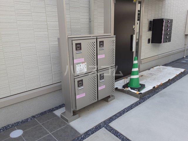 15/18 エントランス