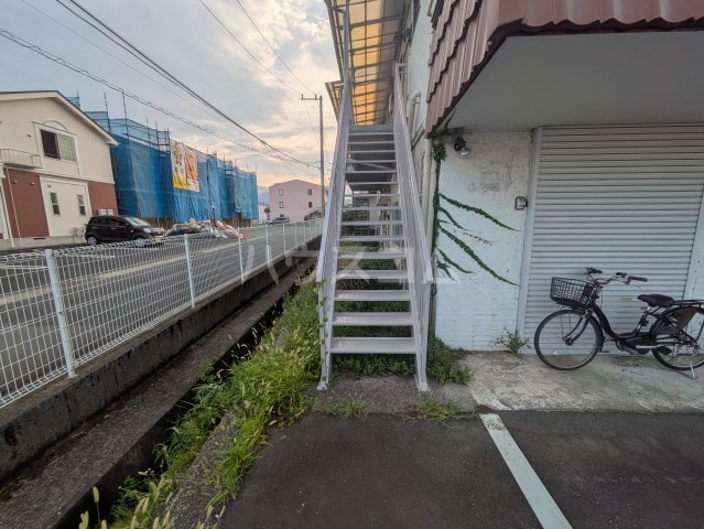 20/30 エントランス