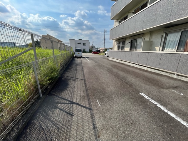 22/29 駐車場