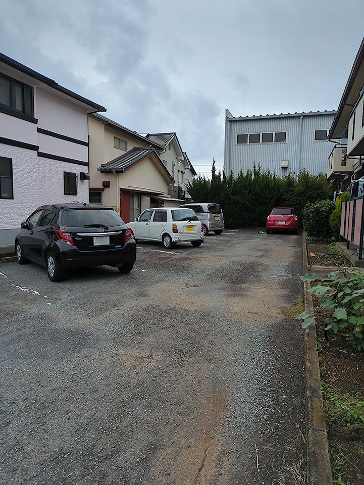 17/22 駐車場