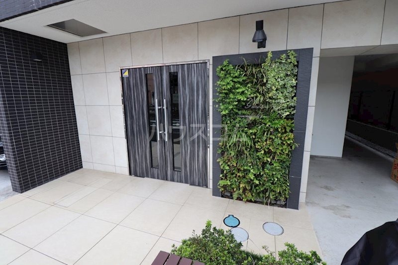 2/6 エントランス