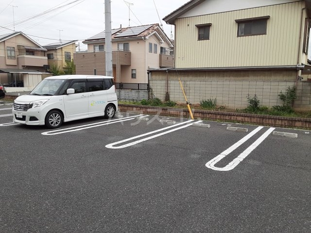 17/26 駐車場