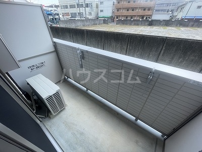 23/30 バルコニー