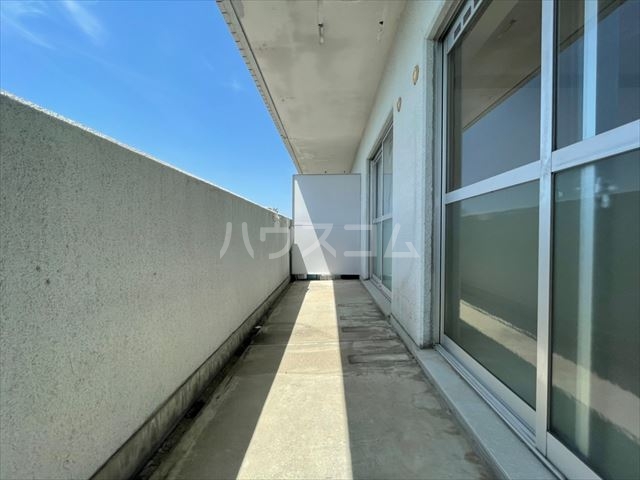 20/30 バルコニー