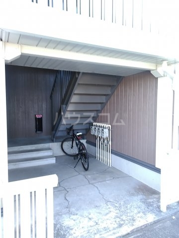 20/26 エントランス