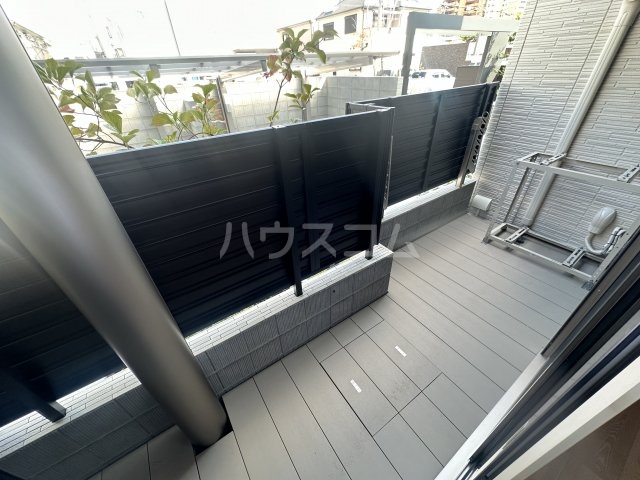 15/26 バルコニー
