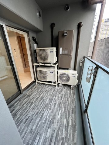 21/30 バルコニー