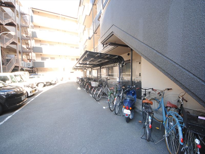 19/25 駐車場