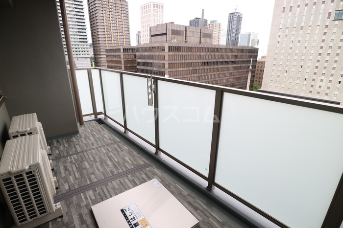 16/27 バルコニー