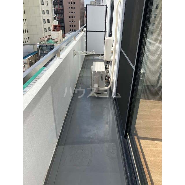 14/28 バルコニー