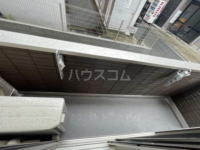 14/23 バルコニー