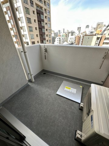 19/30 バルコニー