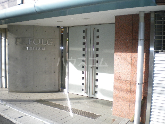 25/30 エントランス