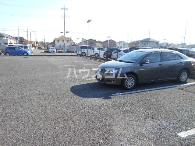 2/10 駐車場