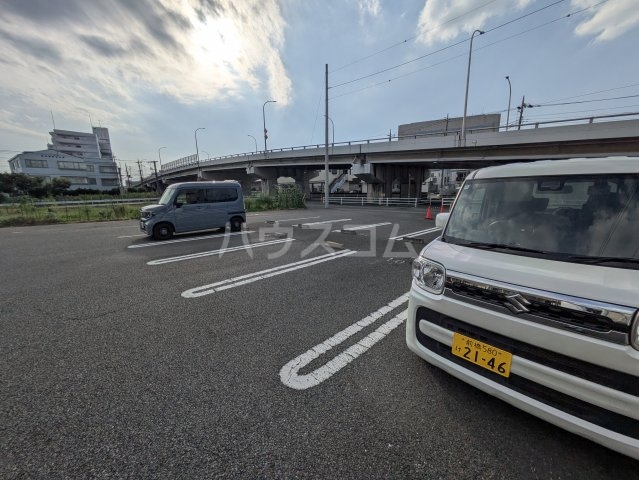 14/16 駐車場