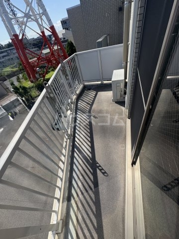 18/25 バルコニー