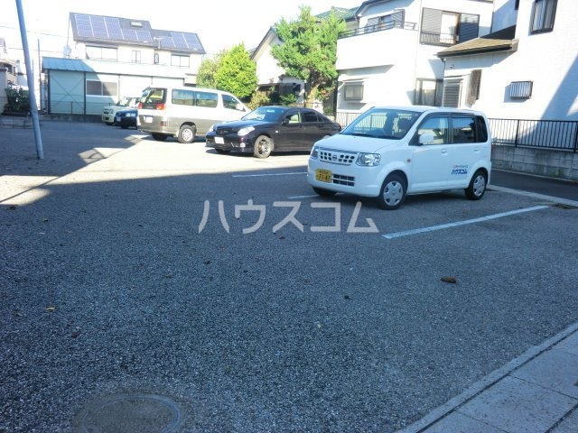 22/30 駐車場