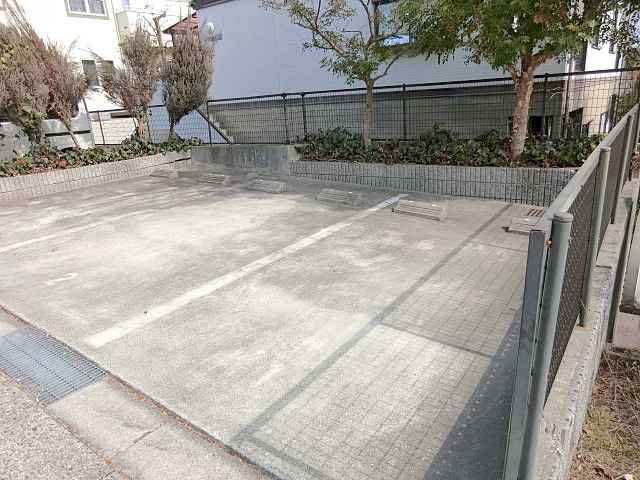 19/21 駐車場