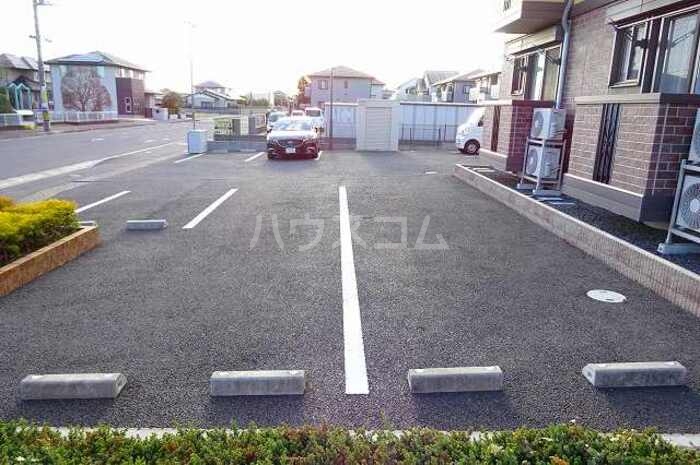 19/30 駐車場