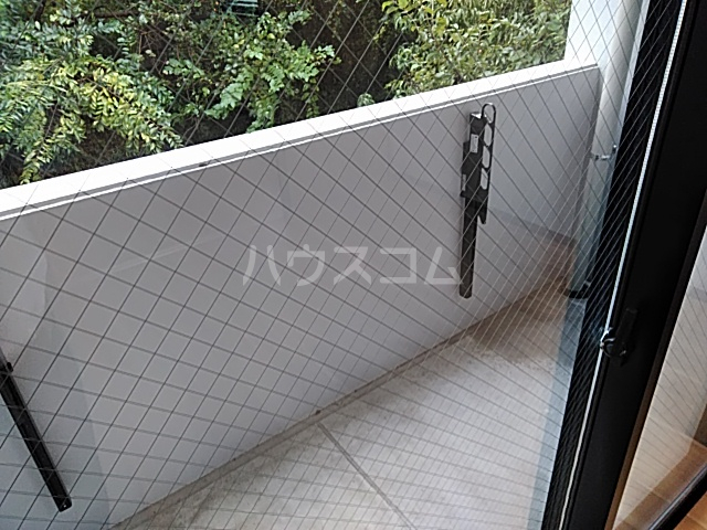 20/30 バルコニー