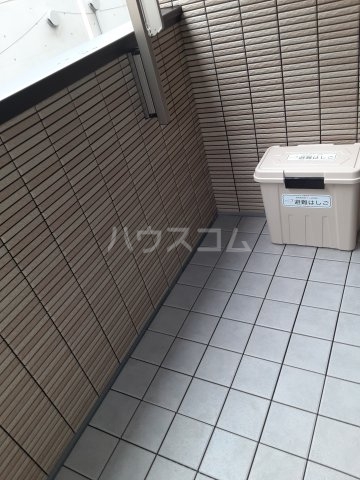 17/30 バルコニー