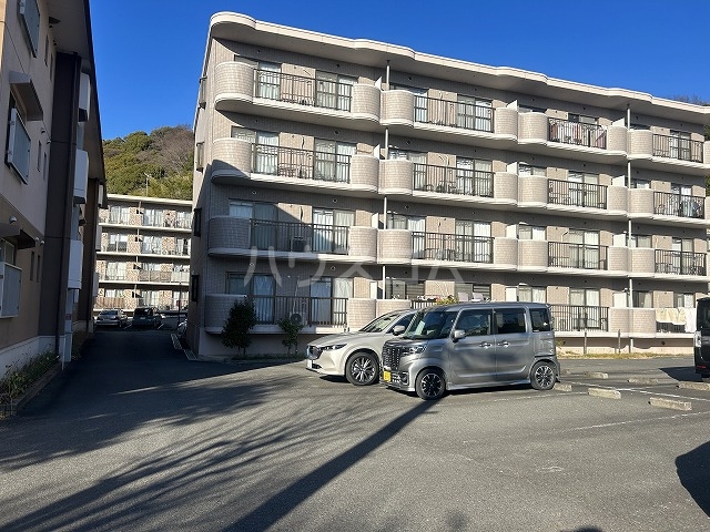 26/30 駐車場