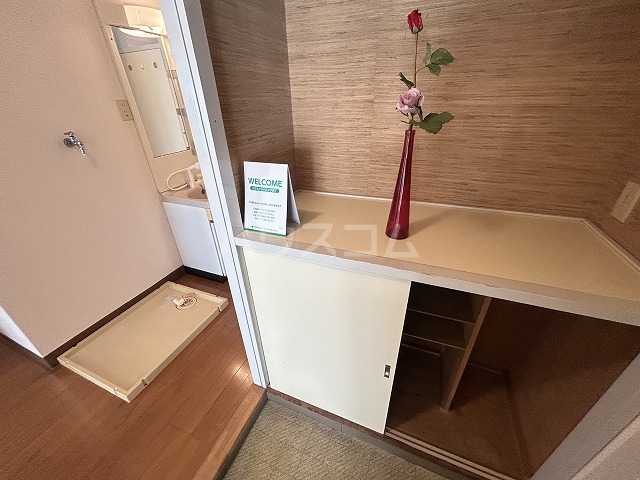 13/30 玄関